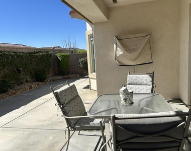 39830 Somerset Avenue - Photo Thumbnail 8