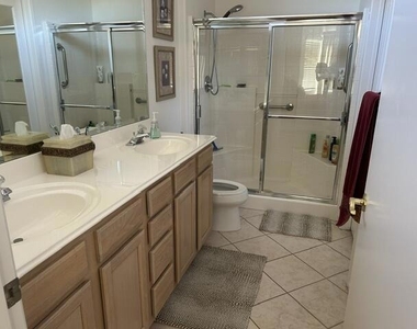 39830 Somerset Avenue - Photo Thumbnail 5