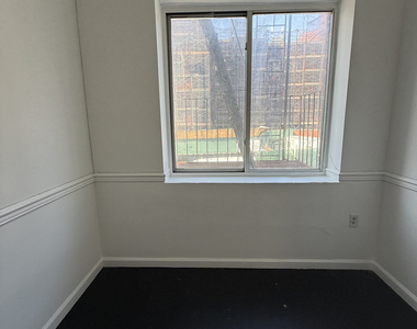 438 Wilson Avenue - Photo Thumbnail 7