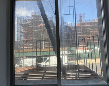 438 Wilson Avenue - Photo Thumbnail 4