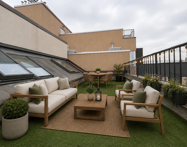 324 Melrose Street - Photo Thumbnail 8
