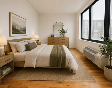 324 Melrose Street - Photo Thumbnail 3