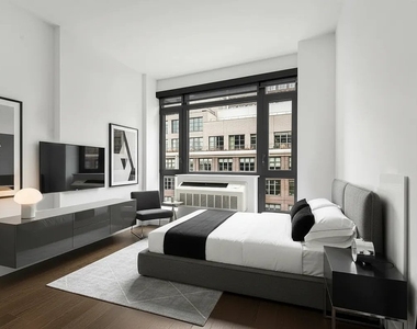 181 Front Street - Photo Thumbnail 7