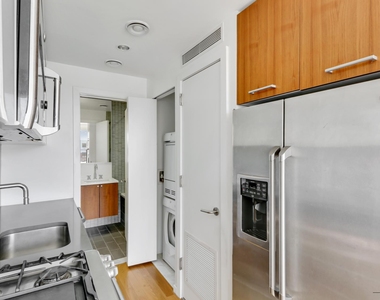 103 3rd Street - Photo Thumbnail 8