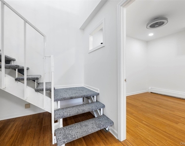 101 Gedney Street - Photo Thumbnail 9