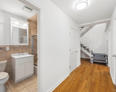 101 Gedney Street - Photo Thumbnail 11
