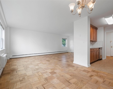 101 Gedney Street - Photo Thumbnail 2
