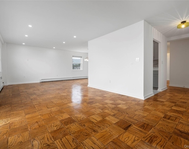 101 Gedney Street - Photo Thumbnail 3