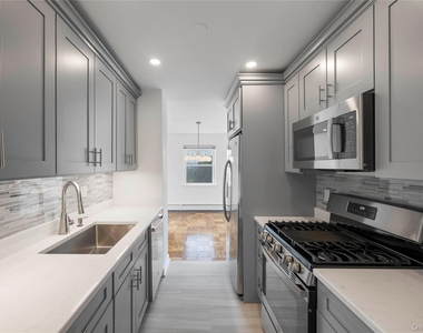 101 Gedney Street - Photo Thumbnail 4