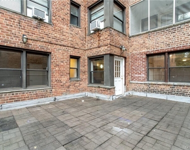 140 E Hartsdale Avenue - Photo Thumbnail 18