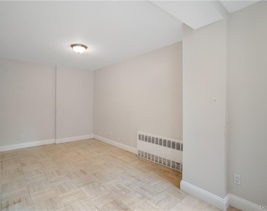 140 E Hartsdale Avenue - Photo Thumbnail 10