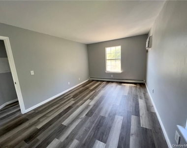 17 Lexington Hill - Photo Thumbnail 14
