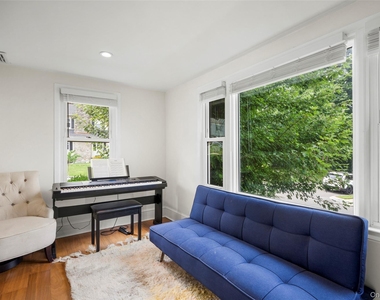 76 Chestnut Avenue - Photo Thumbnail 5