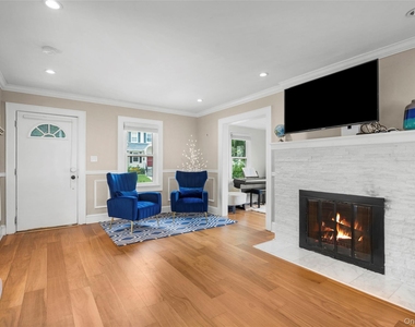 76 Chestnut Avenue - Photo Thumbnail 3