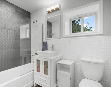 76 Chestnut Avenue - Photo Thumbnail 14