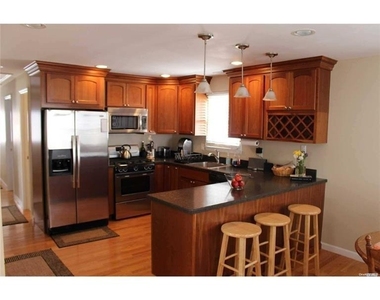 27 Vermont Street - Photo Thumbnail 1