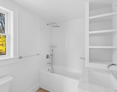 5075 Main Road - Photo Thumbnail 11