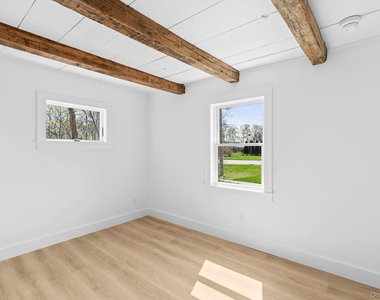 5075 Main Road - Photo Thumbnail 8
