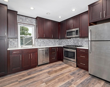 407 Union Avenue - Photo Thumbnail 2