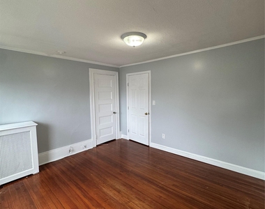 210 Elm Street - Photo Thumbnail 7