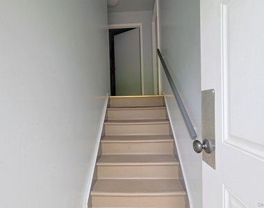 6 Alpine Drive - Photo Thumbnail 12