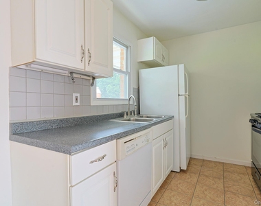 6 Alpine Drive - Photo Thumbnail 3