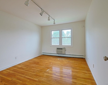 6 Alpine Drive - Photo Thumbnail 5
