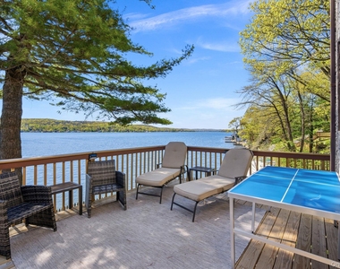 194 Jersey Avenue - Photo Thumbnail 26