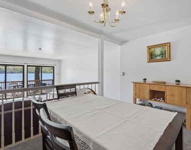 194 Jersey Avenue - Photo Thumbnail 8