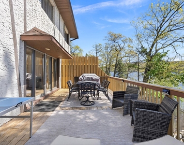 194 Jersey Avenue - Photo Thumbnail 22