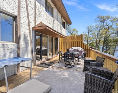194 Jersey Avenue - Photo Thumbnail 21
