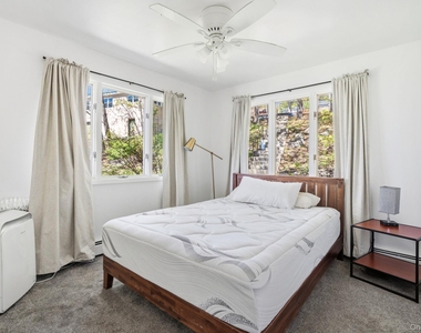 194 Jersey Avenue - Photo Thumbnail 17