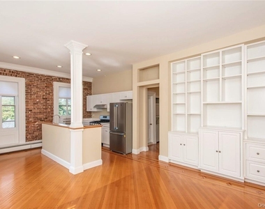 80 Church Street - Photo Thumbnail 5