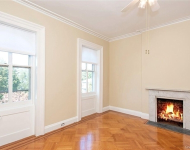 80 Church Street - Photo Thumbnail 15