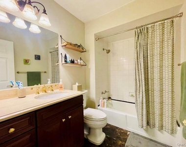 301 Kensington Way - Photo Thumbnail 19
