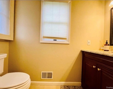 301 Kensington Way - Photo Thumbnail 4