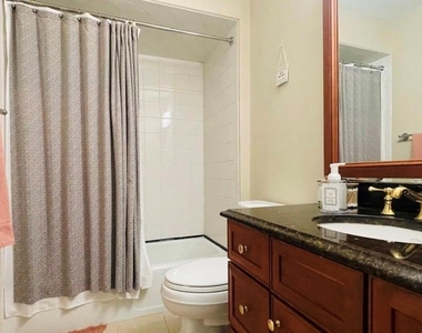 301 Kensington Way - Photo Thumbnail 21