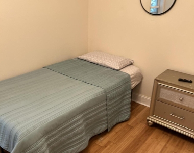 46 Seneca Road - Photo Thumbnail 8