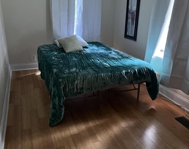 46 Seneca Road - Photo Thumbnail 10