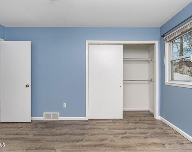 7 Elgin Street - Photo Thumbnail 9
