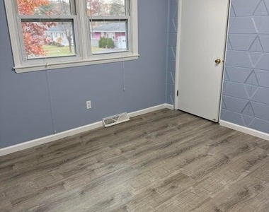 7 Elgin Street - Photo Thumbnail 22