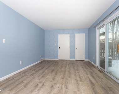 7 Elgin Street - Photo Thumbnail 4