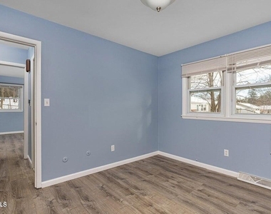 7 Elgin Street - Photo Thumbnail 26