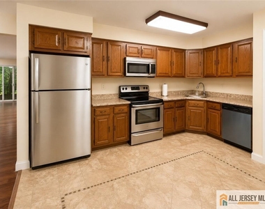441 Belford Road - Photo Thumbnail 11