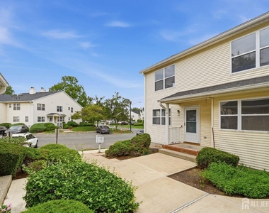 294 Dorset Court - Photo Thumbnail 2