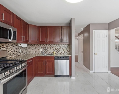 294 Dorset Court - Photo Thumbnail 17
