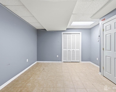 294 Dorset Court - Photo Thumbnail 28