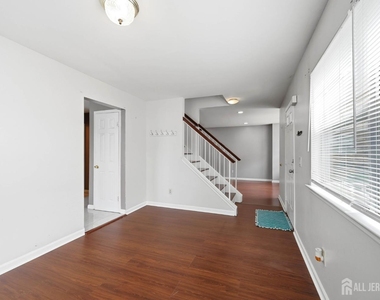 294 Dorset Court - Photo Thumbnail 7