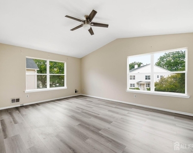 294 Dorset Court - Photo Thumbnail 22