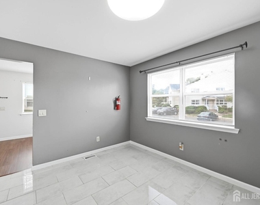 294 Dorset Court - Photo Thumbnail 18